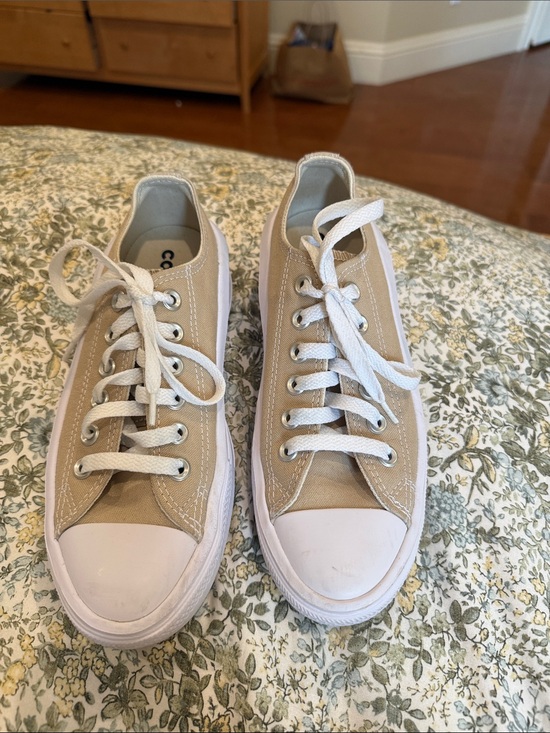 Converse Shoes - Converse Low-Top Sneakers in Light Beige and White